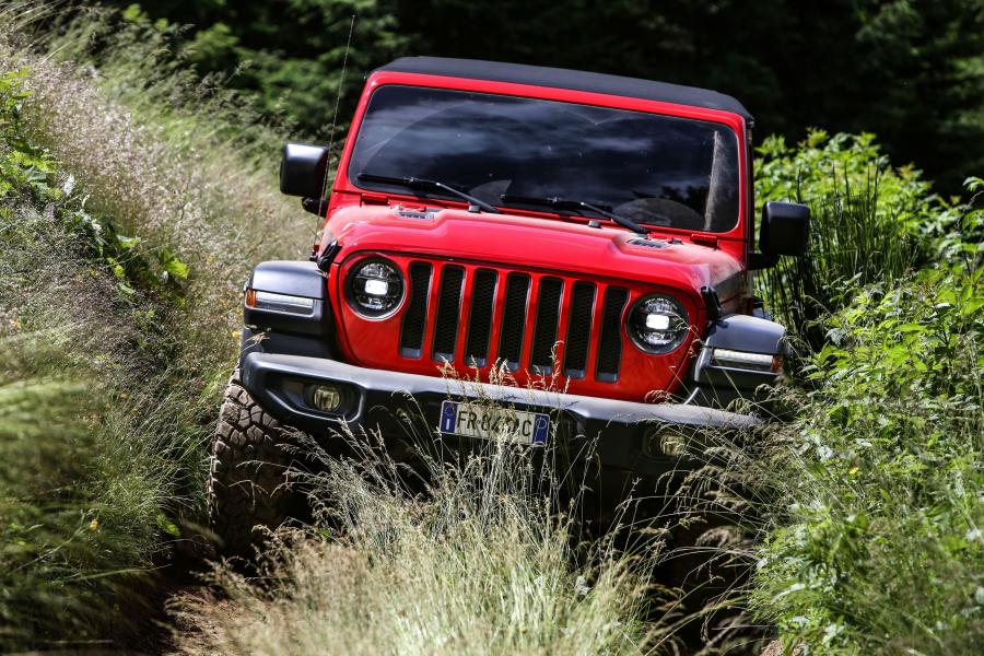  Jeep Wrangler Rubicon (JL) 2018 года  (EU) (фото 9 из 31)